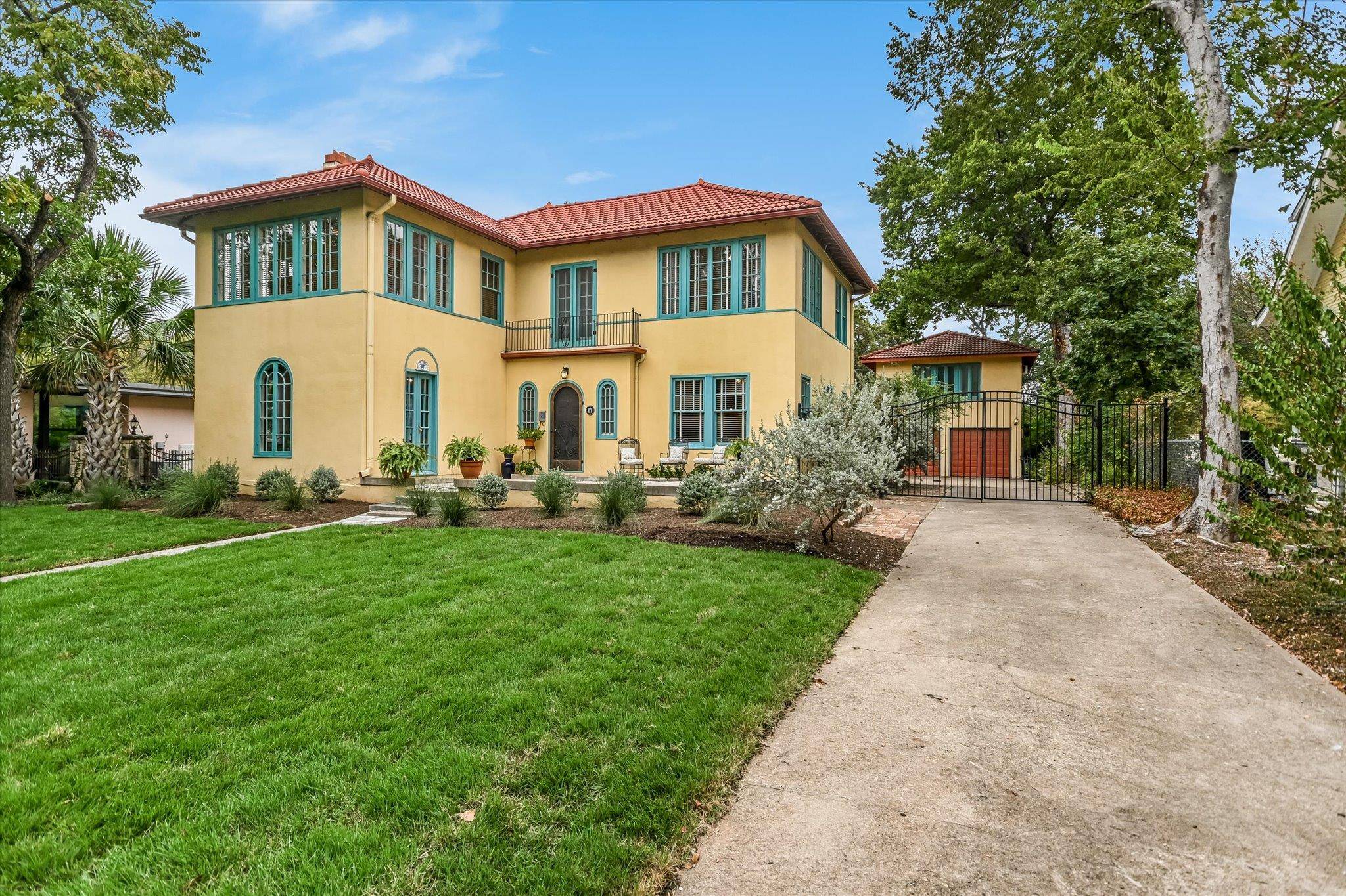 106 W 32nd ST, Austin, TX 78705