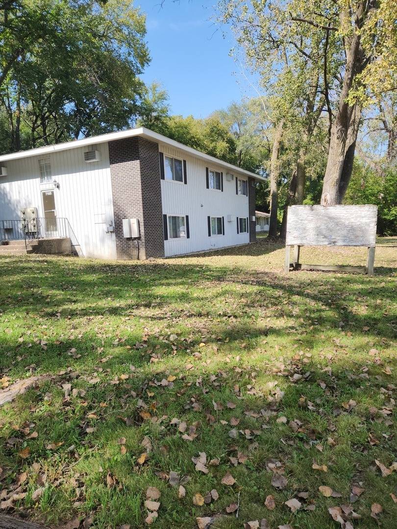 7165 Barnard Mill RD, Wonder Lake, IL 60097