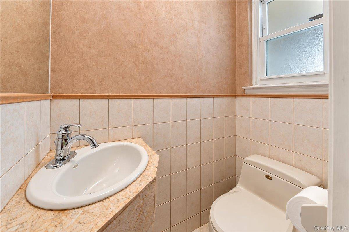 1850 Radcliff AVE, Bronx, NY 10462