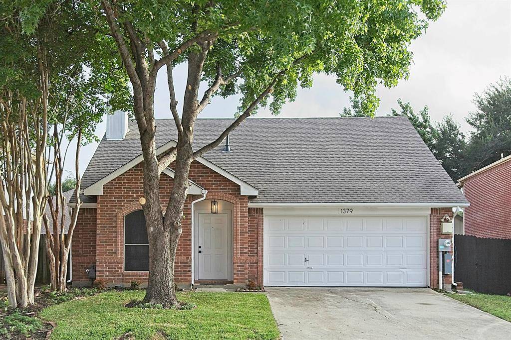 1379 Honeysuckle Lane, Lewisville, TX 75077