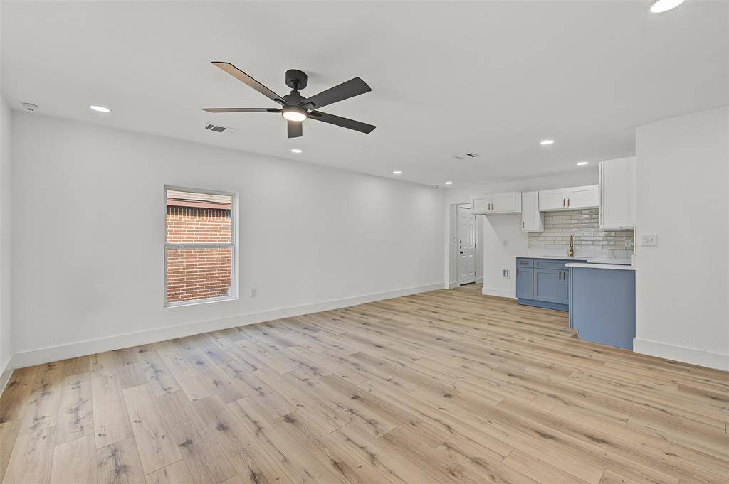 3113 Avenue I, Fort Worth, TX 76105