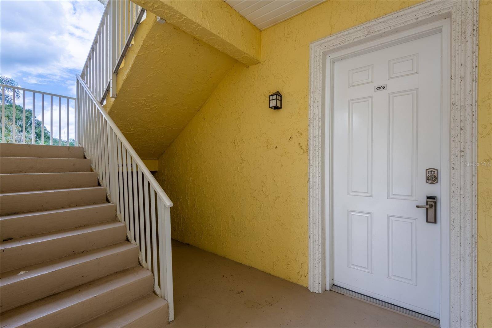 6750 DALI AVE #106, Land O Lakes, FL 34637