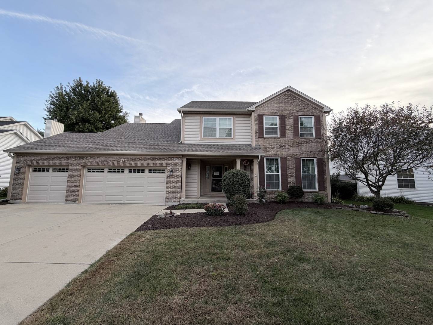 425 Lennox DR, Oswego, IL 60543