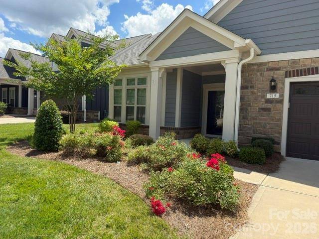 715 Poplar View DR NW, Concord, NC 28027