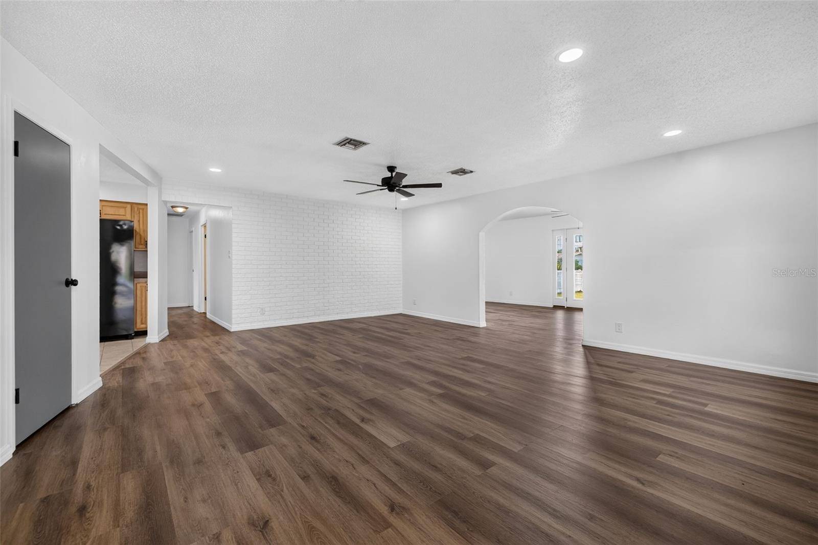 4014 ALABAMA AVE NE, St Petersburg, FL 33703