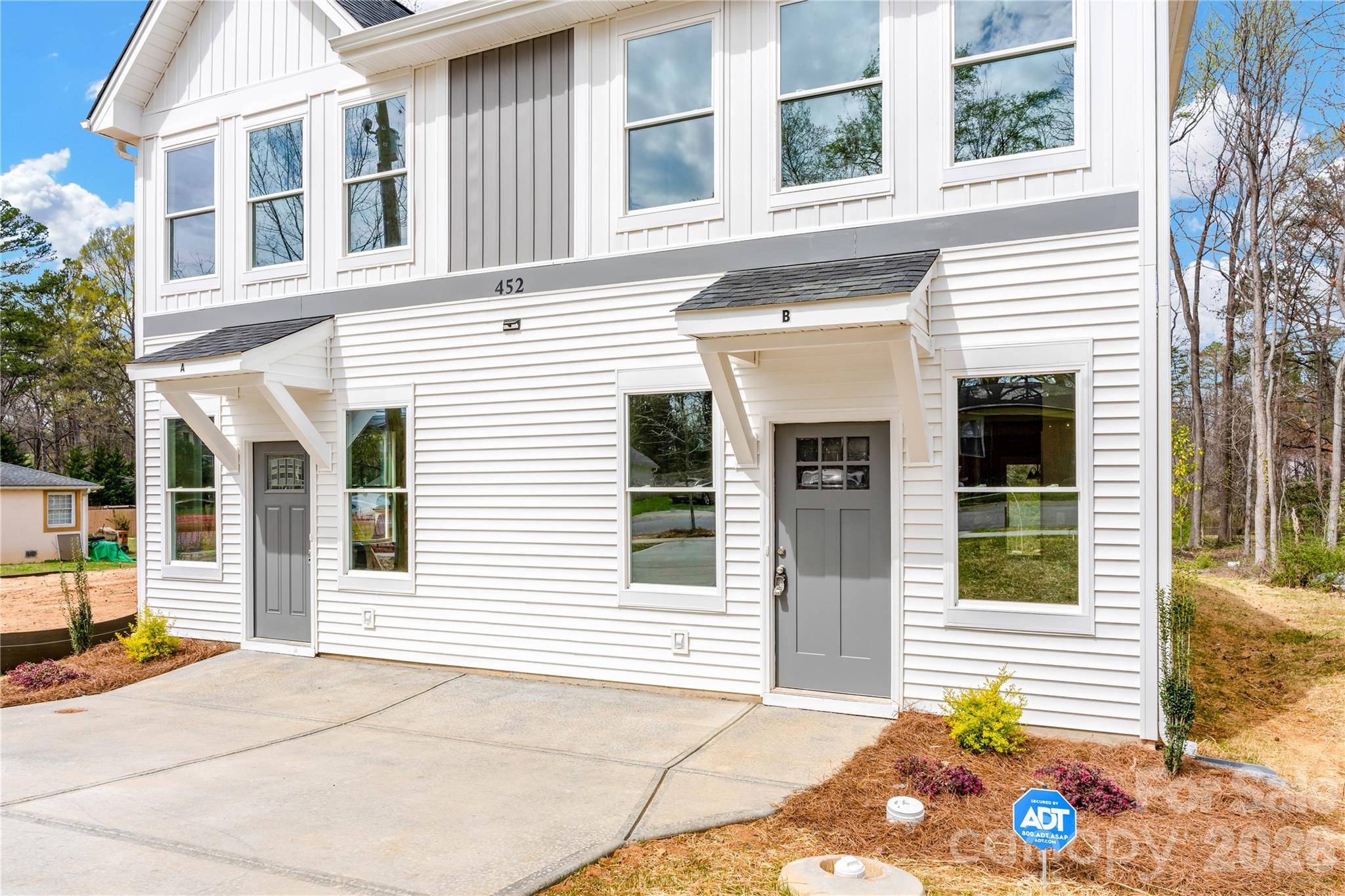 452 Dawn CIR #285-286, Charlotte, NC 28213