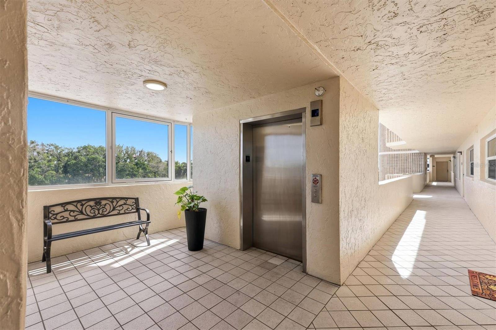 4325 GULF OF MEXICO DR #306, Longboat Key, FL 34228