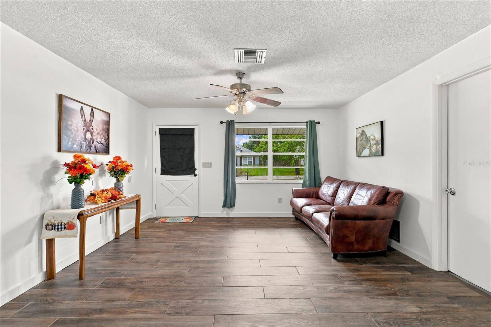 1085 EAGLES NEST AVE, Deltona, FL 32725