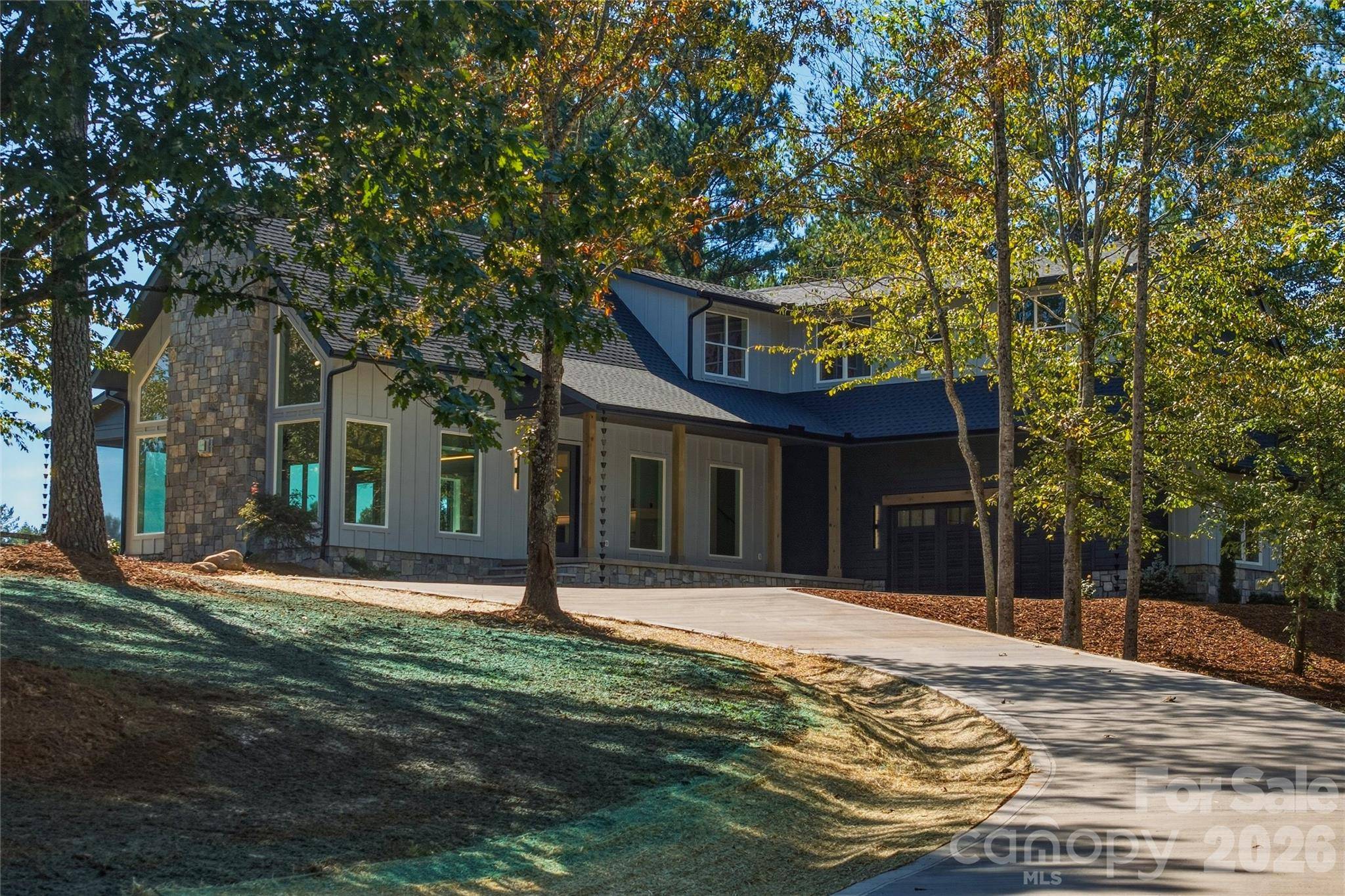 2303 Paddock CIR, Morganton, NC 28655