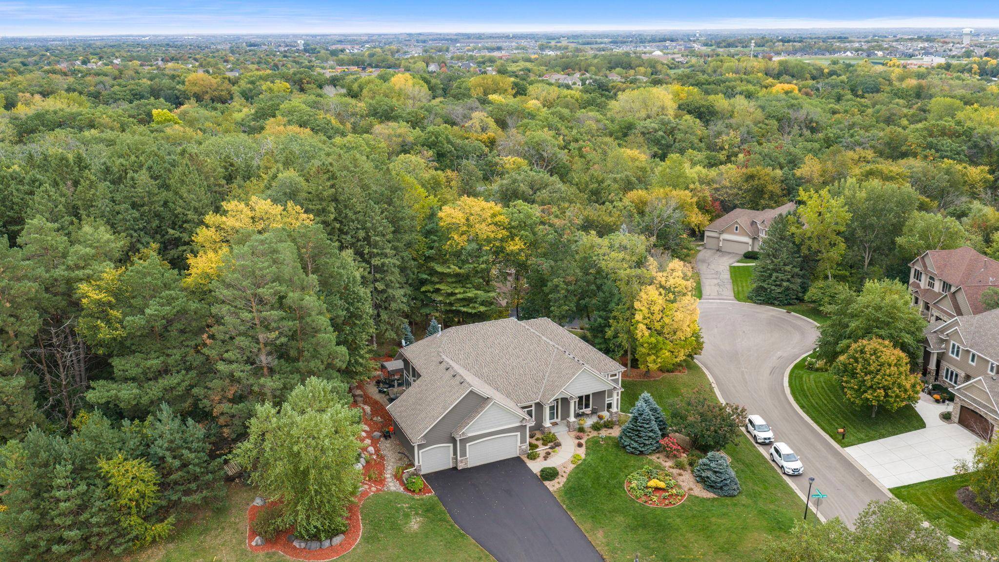 18004 Jacquard PATH, Lakeville, MN 55044