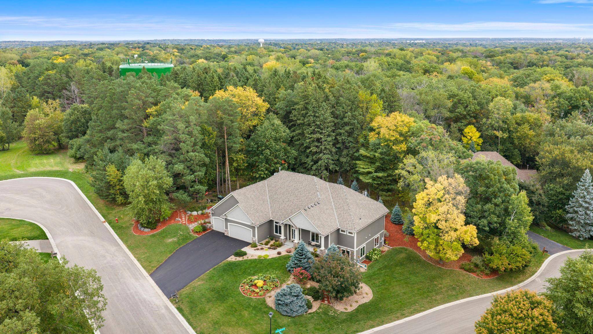 18004 Jacquard PATH, Lakeville, MN 55044