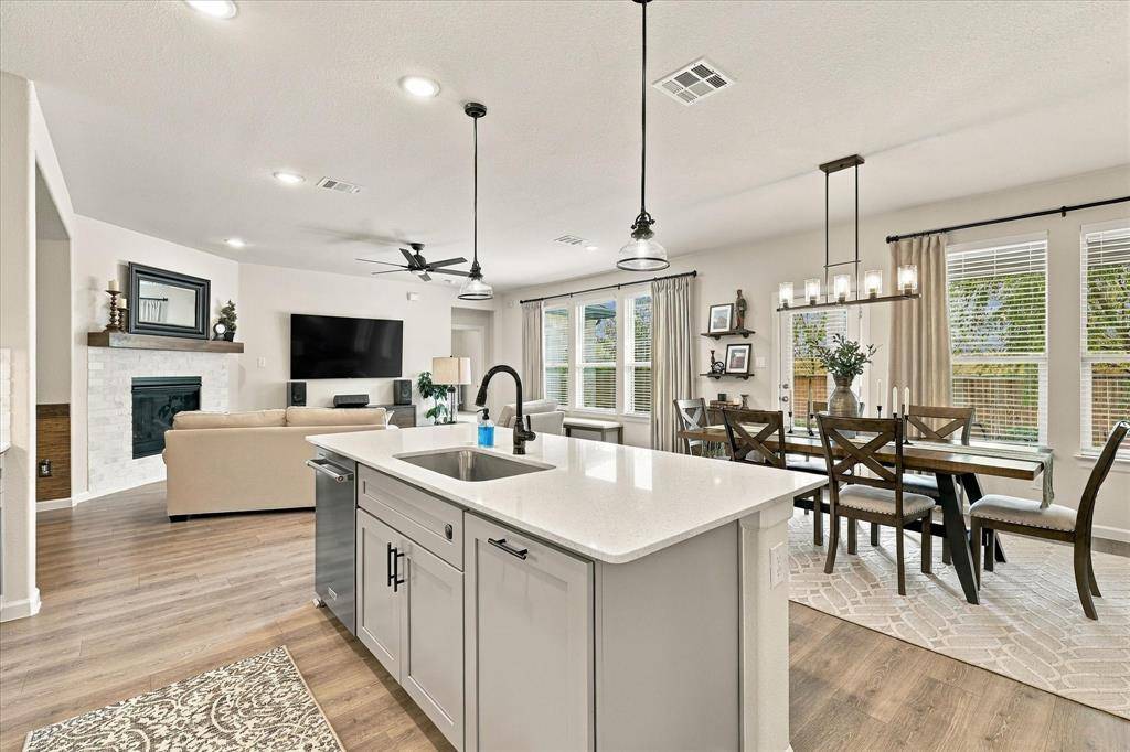1013 Coralberry Drive, Northlake, TX 76226
