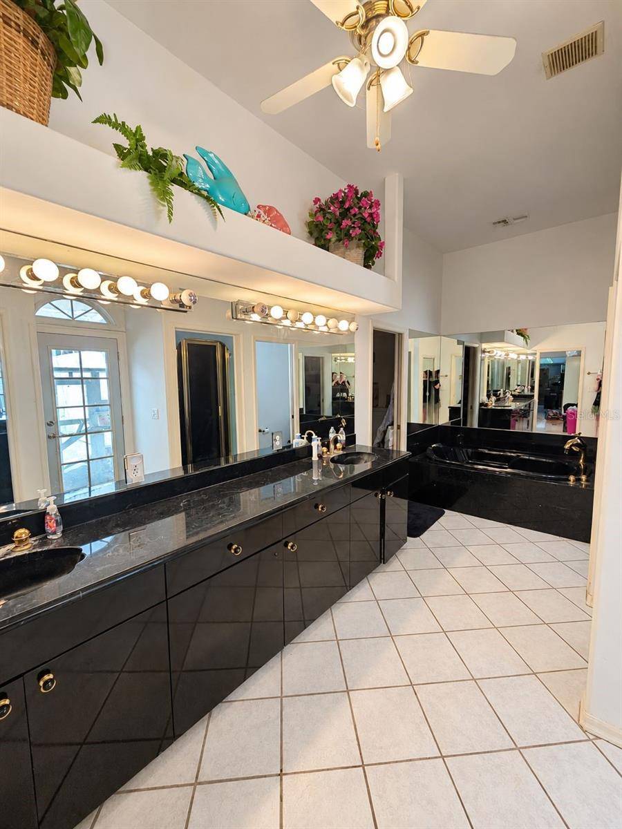 7350 PALOMINO TRL, Sarasota, FL 34241