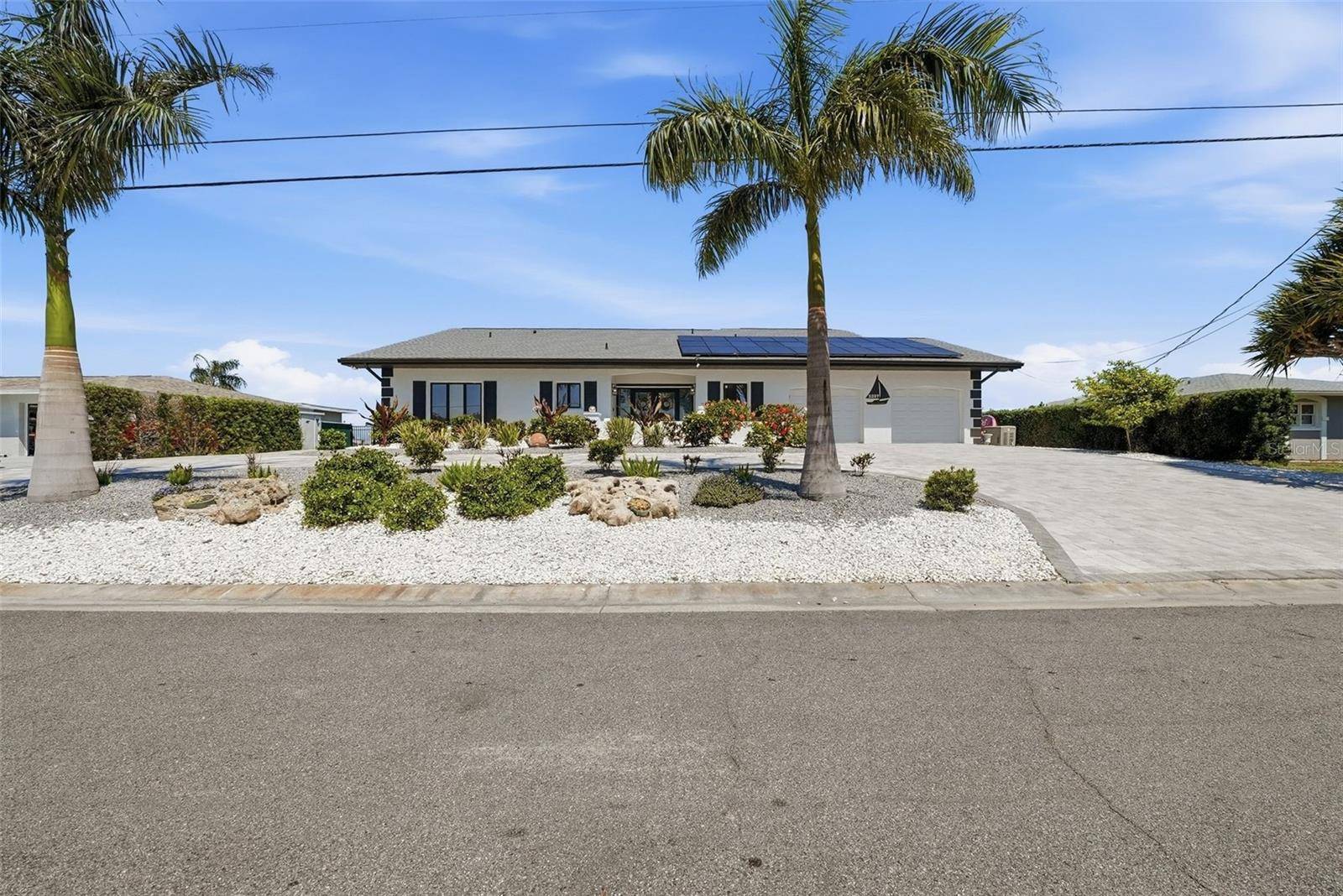 5207 BAY STATE RD, Palmetto, FL 34221