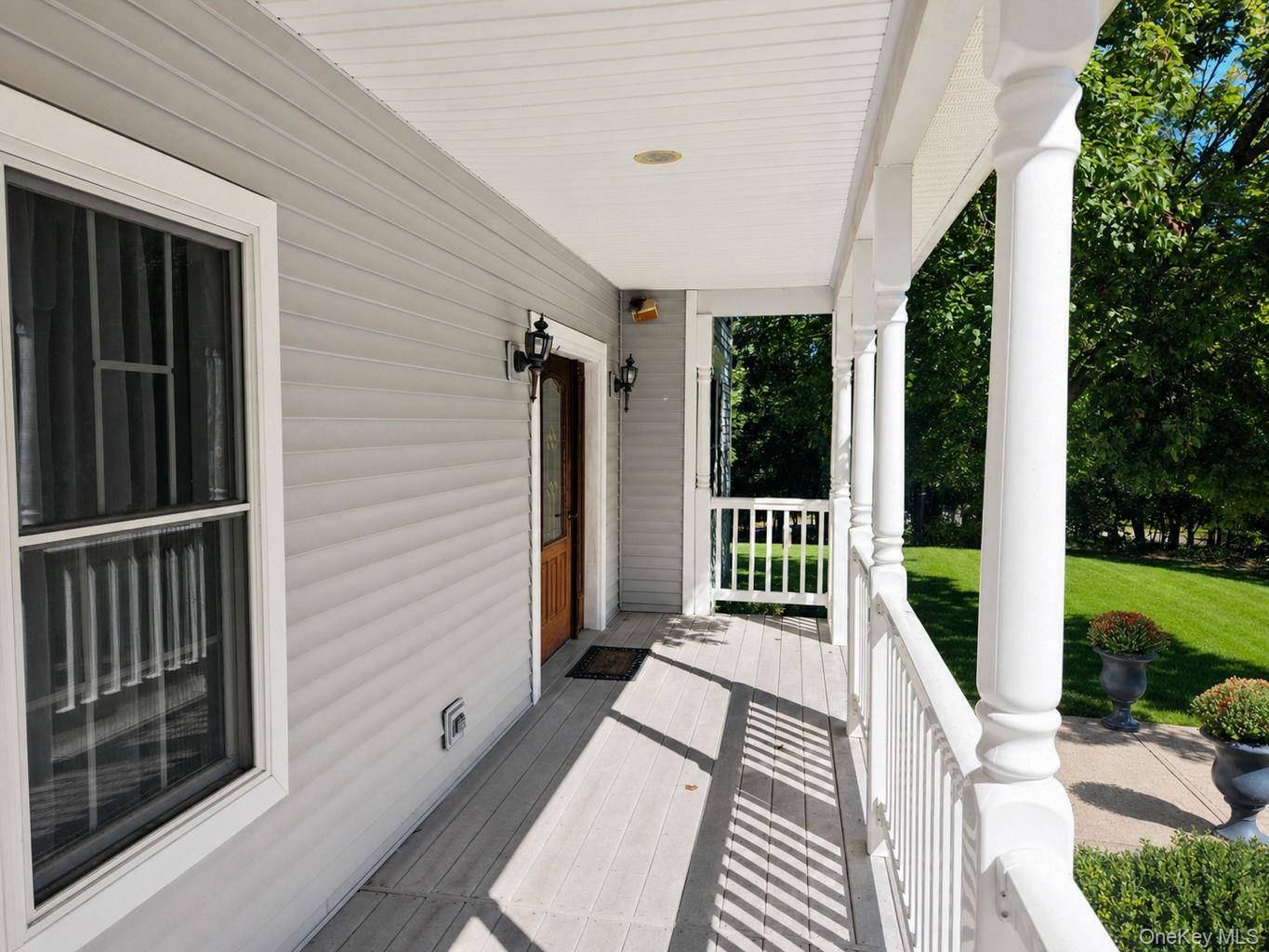 40 Sandra LN, Monroe, NY 10950