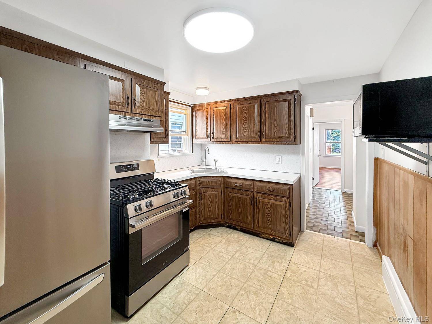 104 Waring PL ##2, Yonkers, NY 10703
