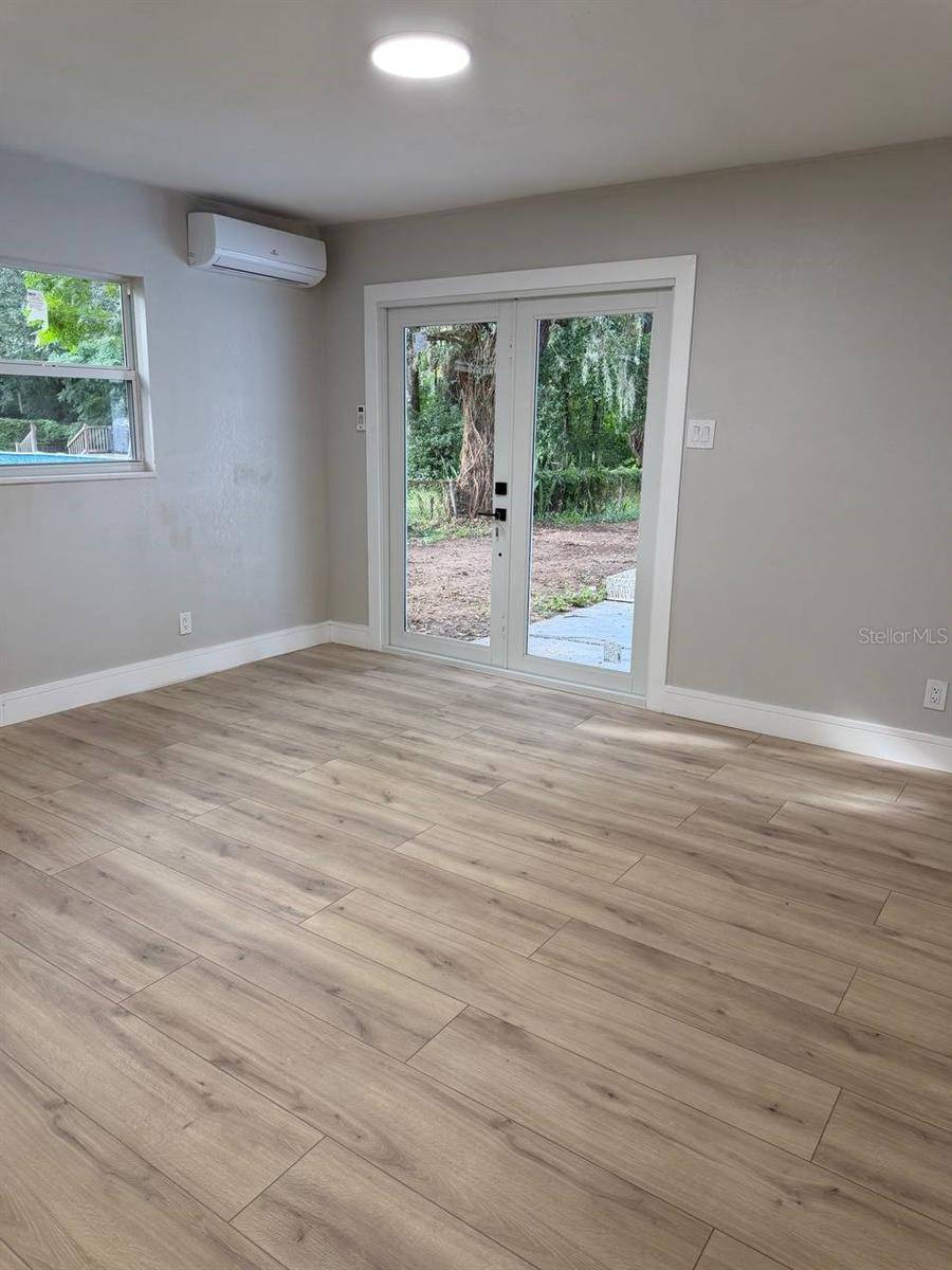 924 VALMAR ST, Brandon, FL 33511