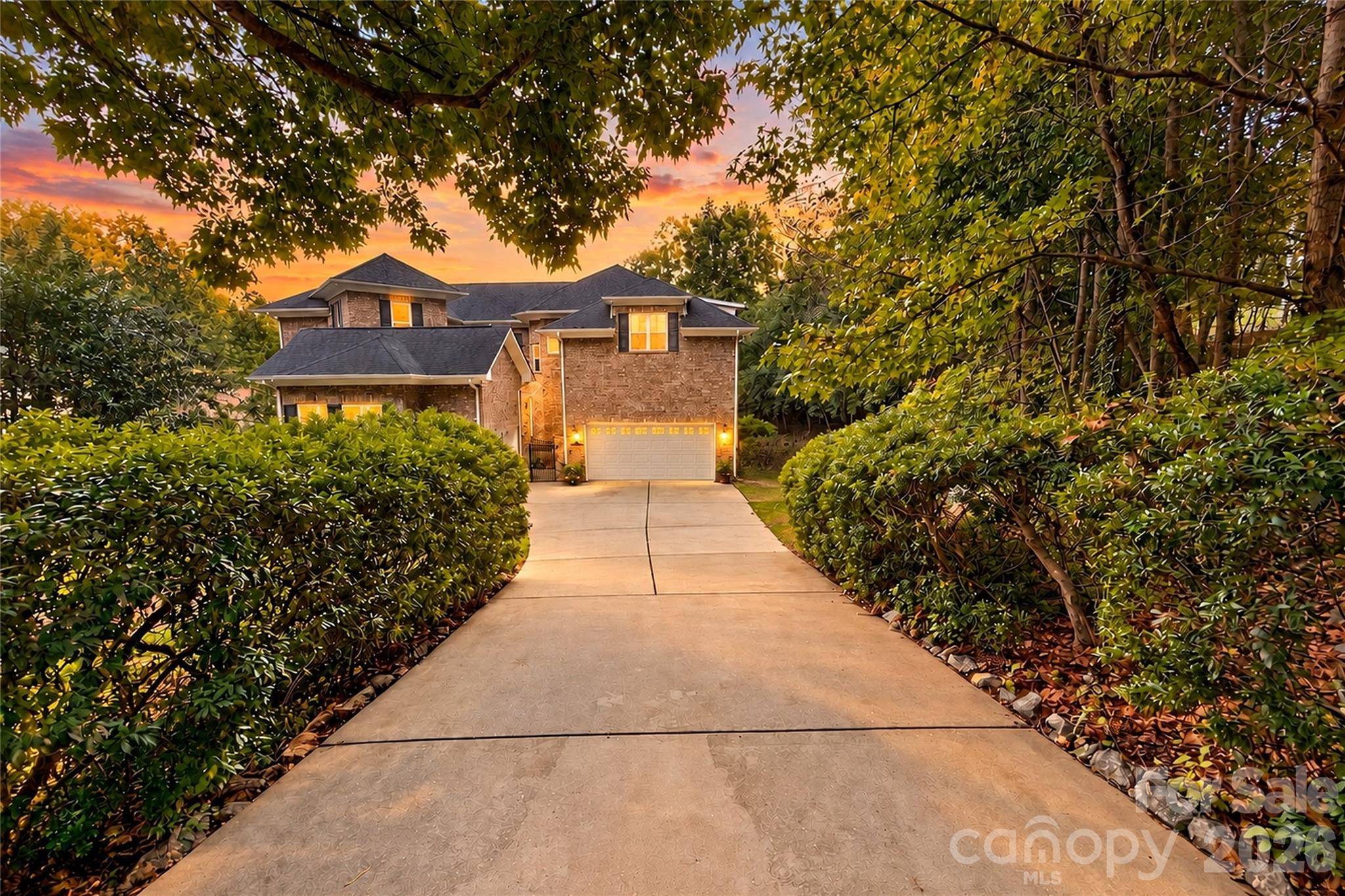 7365 Gabriel ST, Sherrills Ford, NC 28673