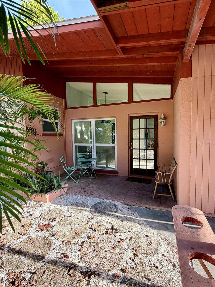 2843 BAY ST, Sarasota, FL 34237