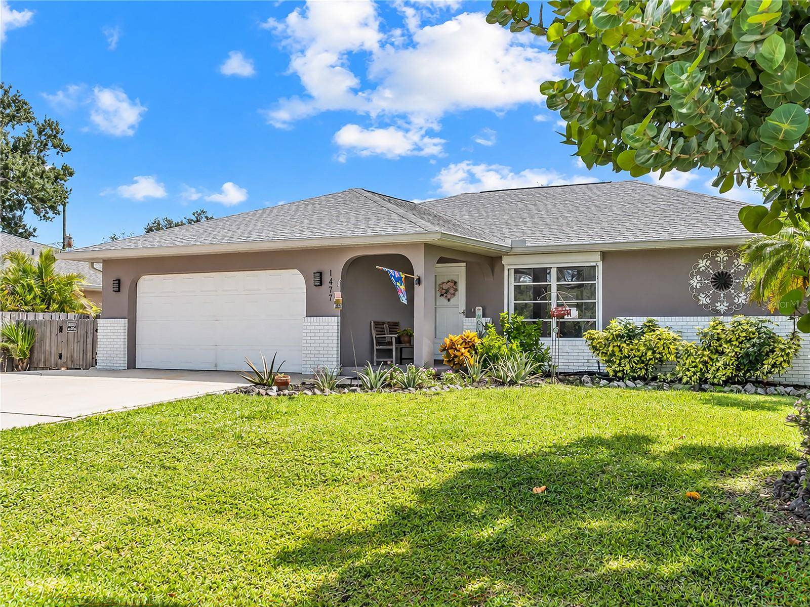 1477 HUDSON RD, Venice, FL 34293