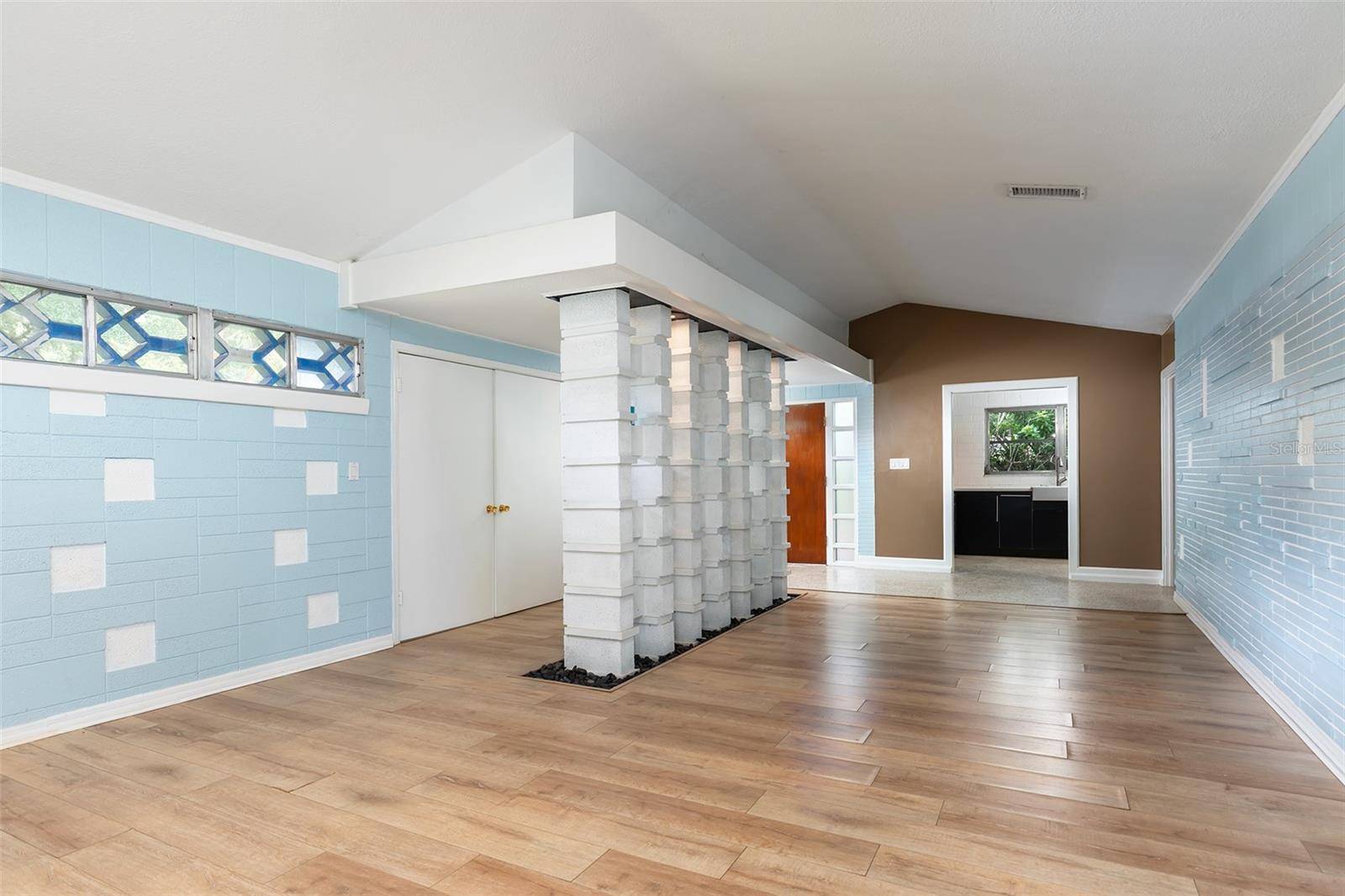 3220 TRADEWINDS TRL, Orlando, FL 32805