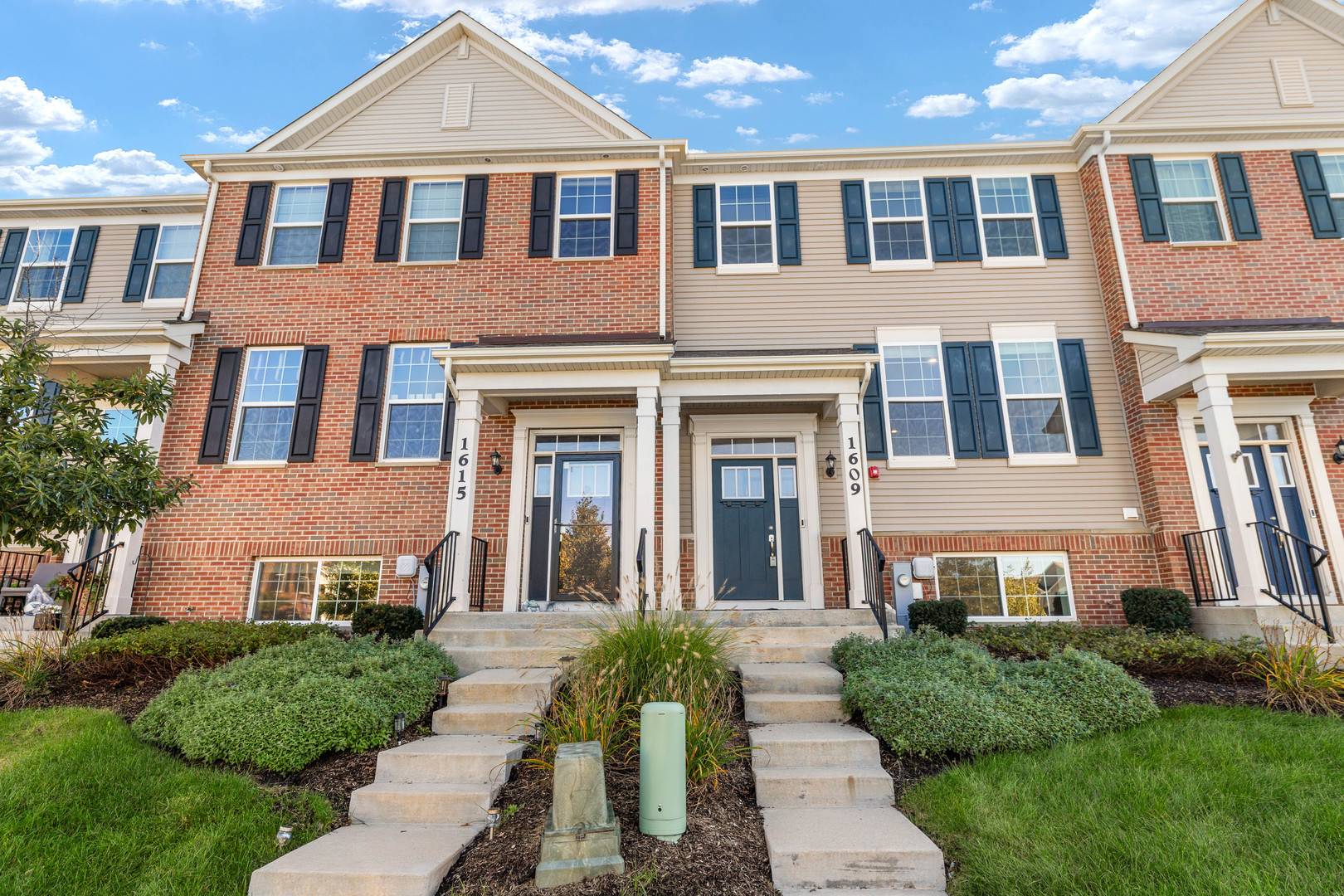 1609 Sager WAY, Batavia, IL 60510