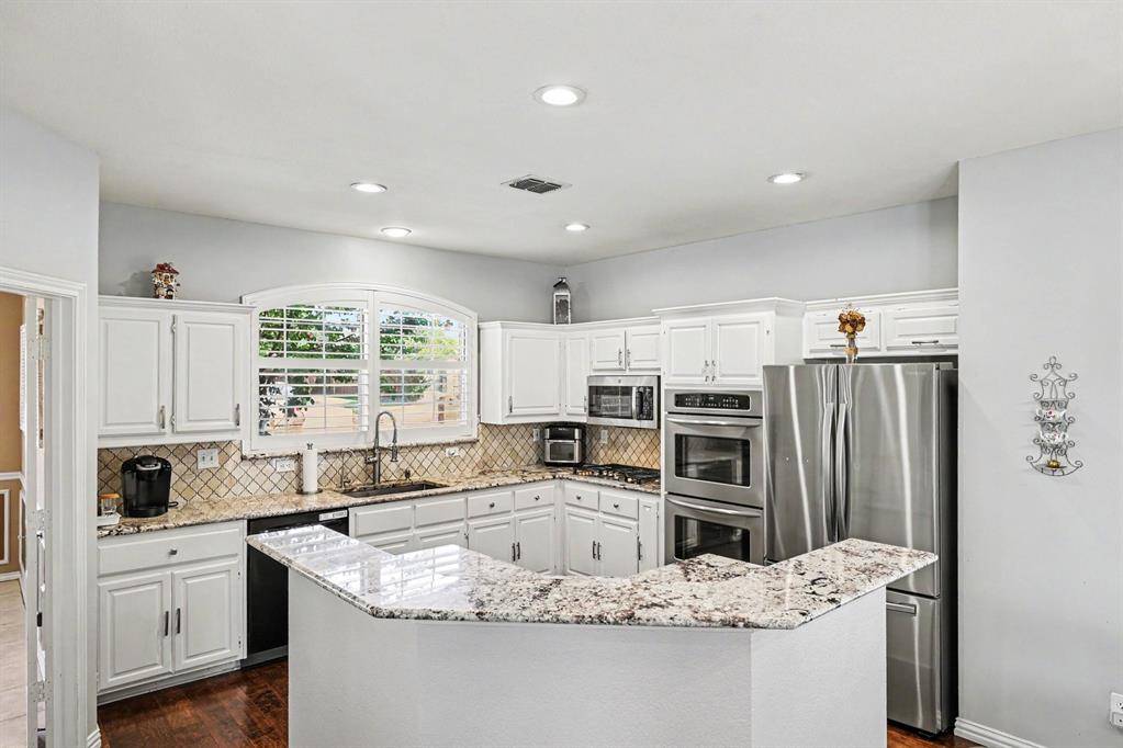 2912 Barksdale Drive, Plano, TX 75025