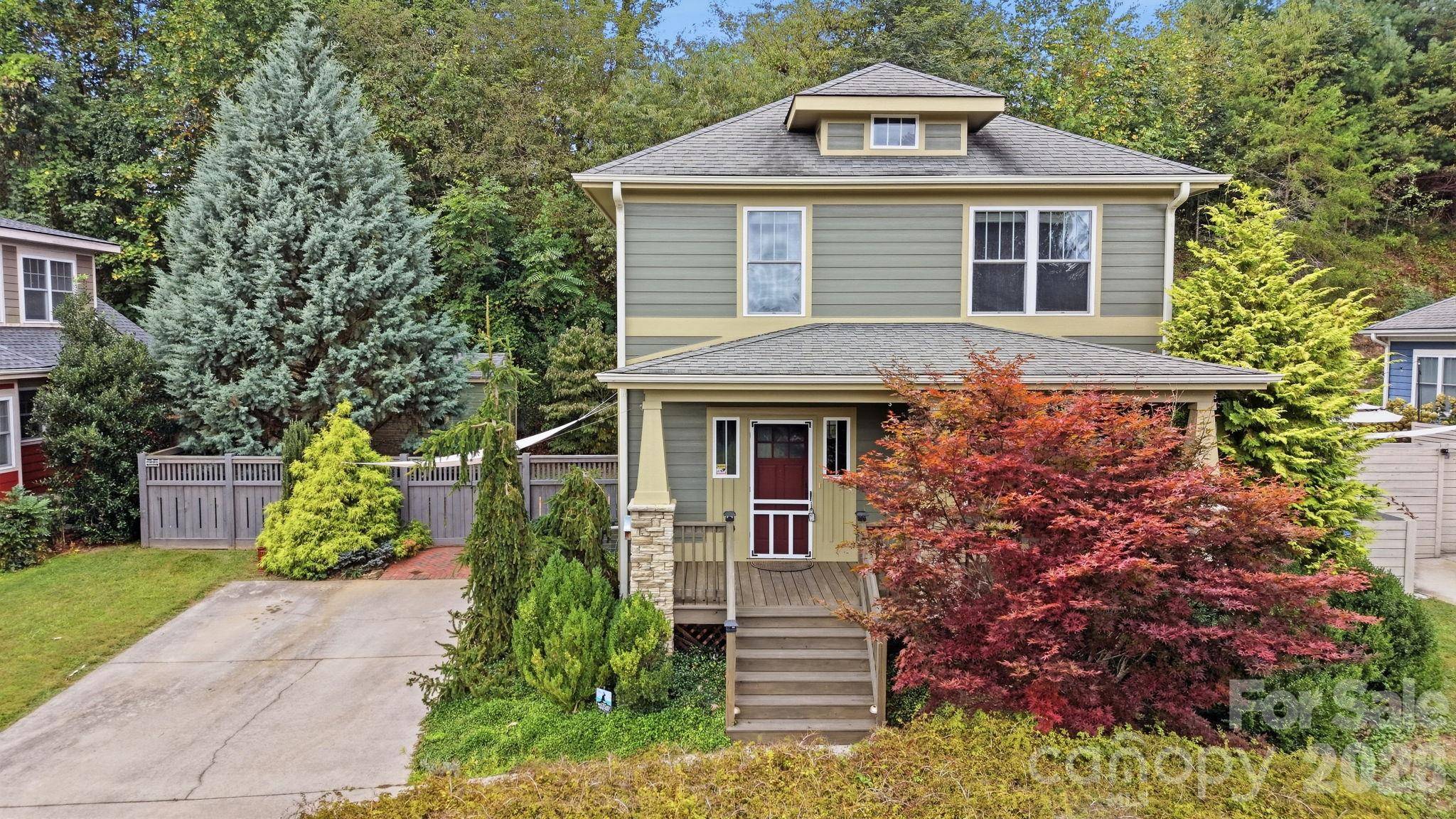 128 Estelle Park DR, Asheville, NC 28806