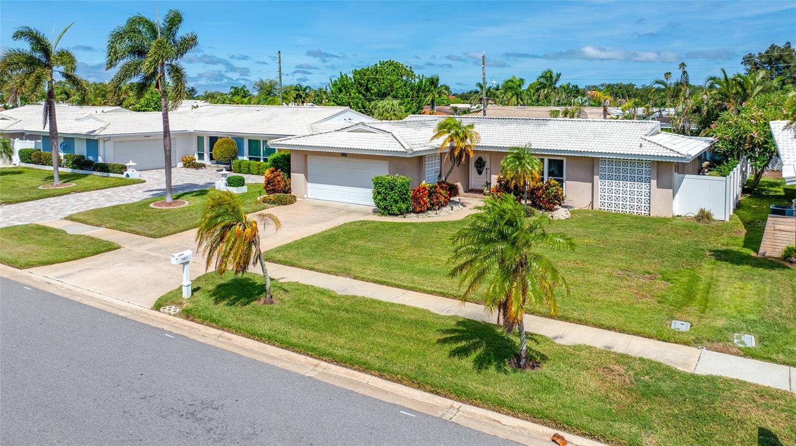 14921 SOVEREIGN DR, Largo, FL 33774