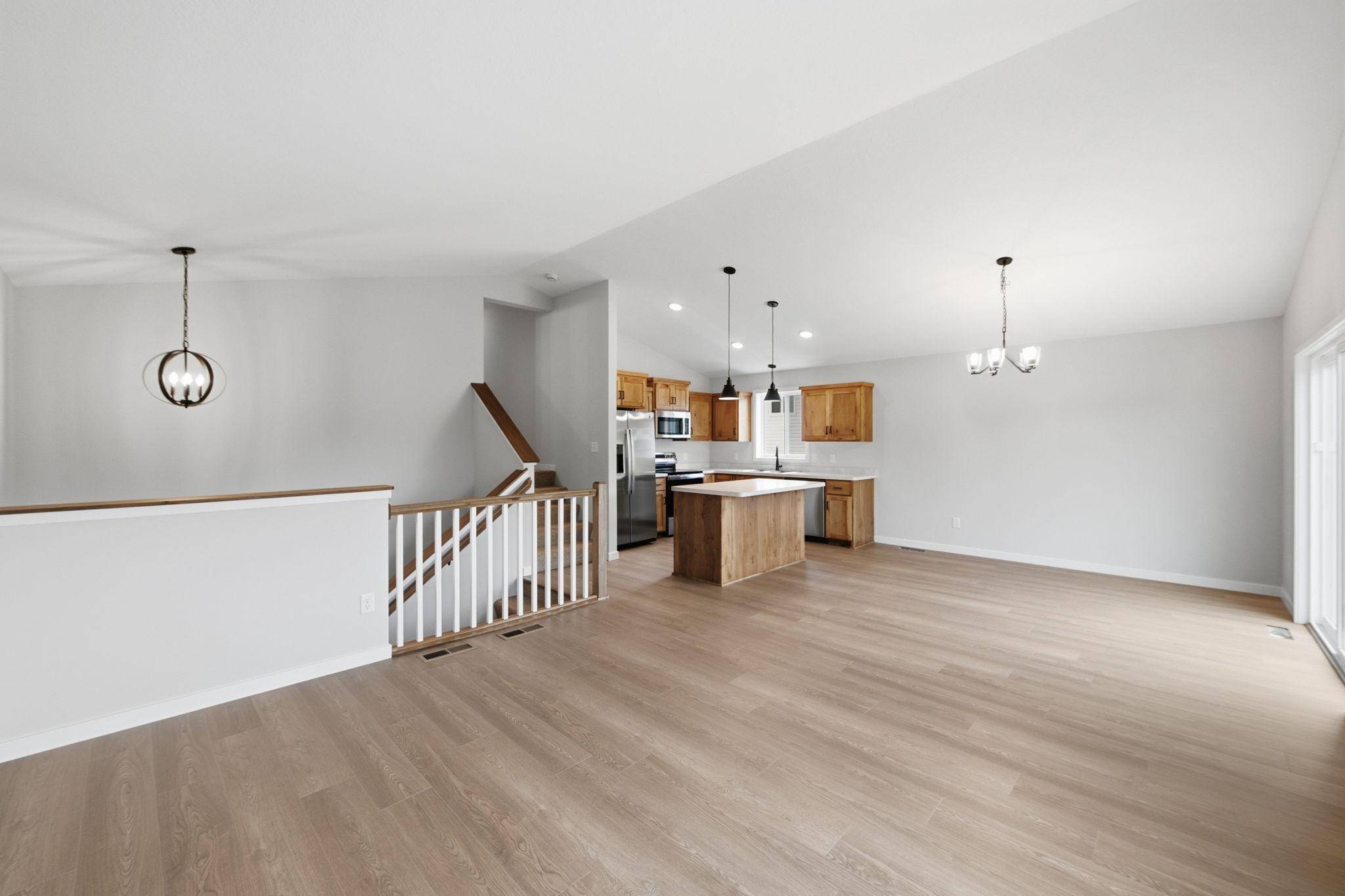 413 Bluebird ST, Mora, MN 55051