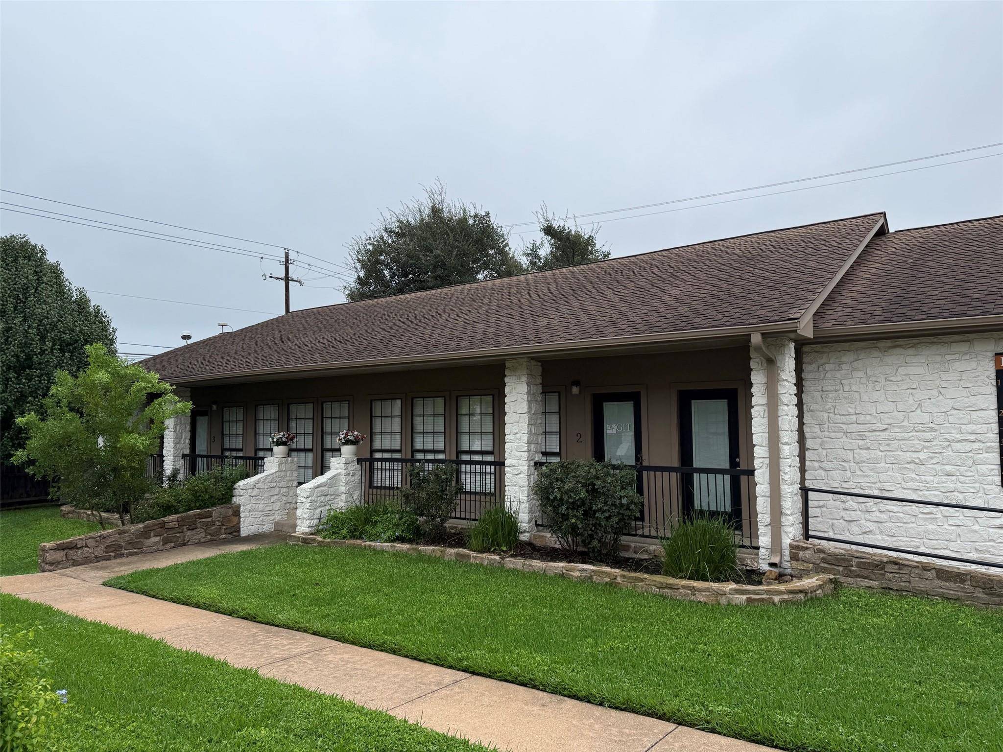 13740 N Highway 183 HWY #Q-4, Austin, TX 78750