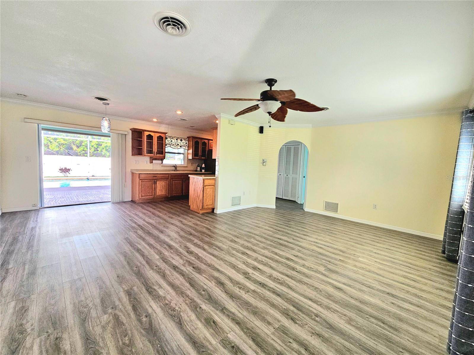 582 AZALEA DR NW, Port Charlotte, FL 33952