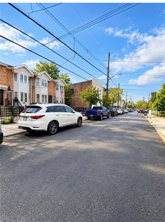 75 Saint Marys AVE, Staten  Island, NY 10305