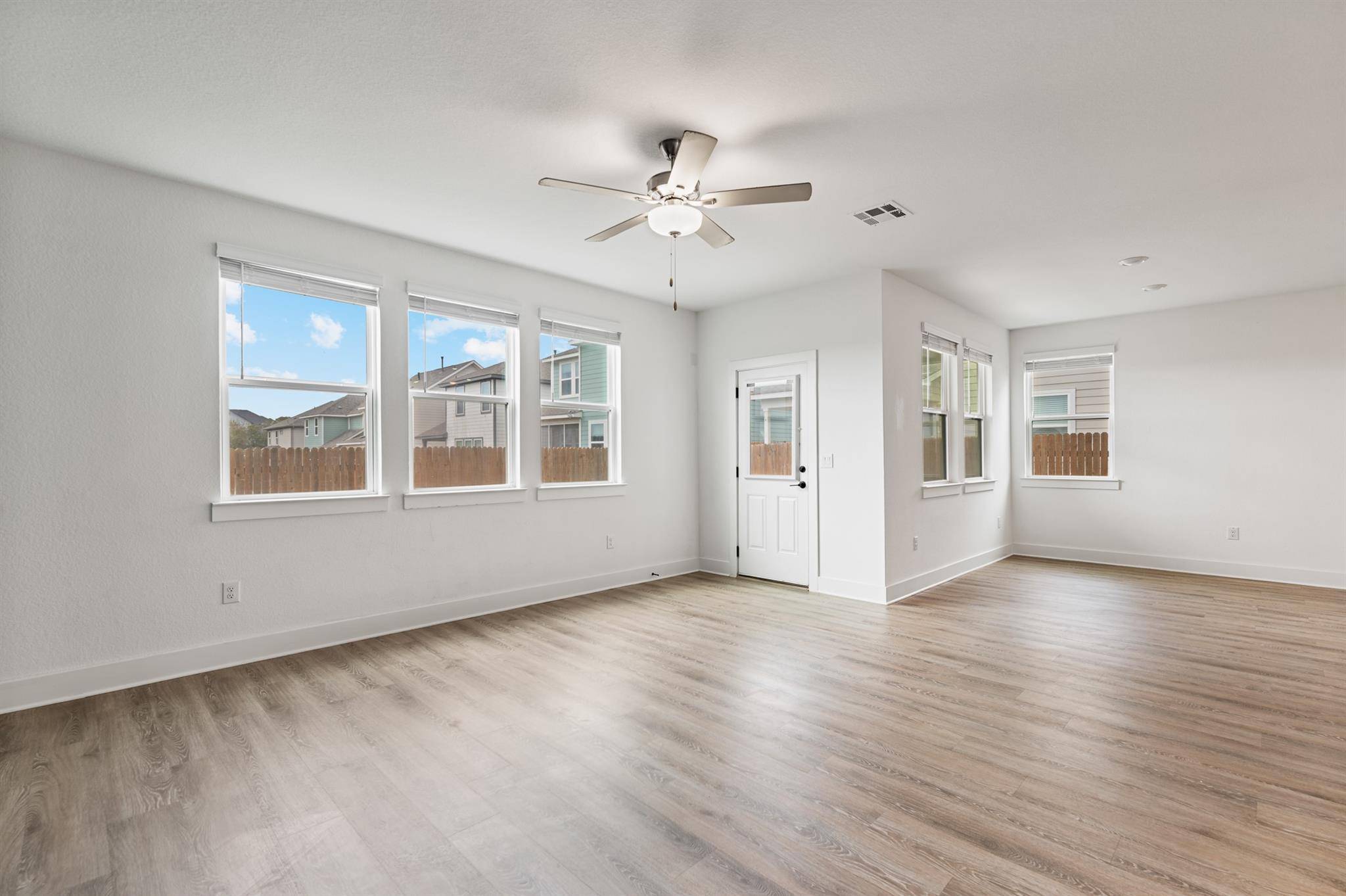 2905 Saint Regis DR, Pflugerville, TX 78660