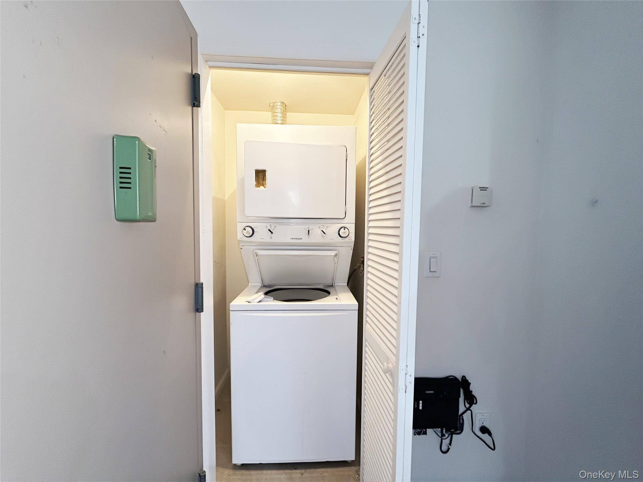 6475 Austin ST #4C, Rego Park, NY 11374