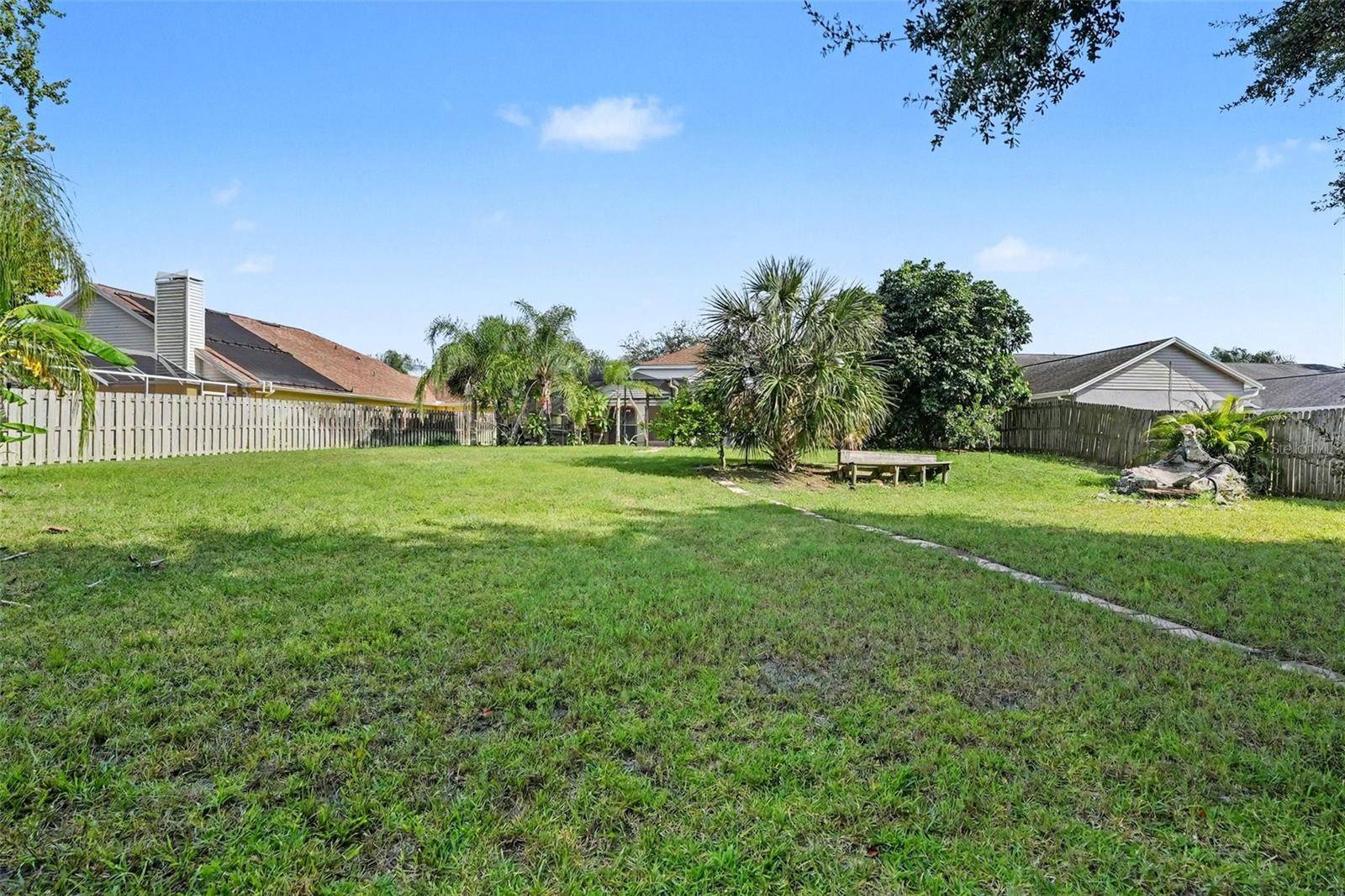 9029 WESTBAY BLVD, Tampa, FL 33615