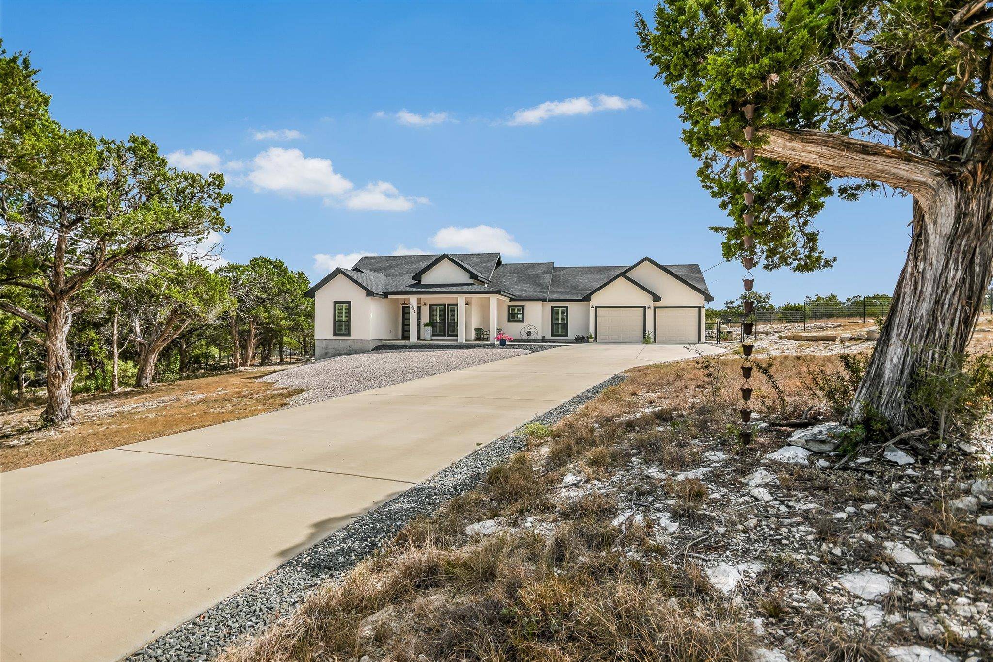 1382 Primrose PATH, Canyon Lake, TX 78133