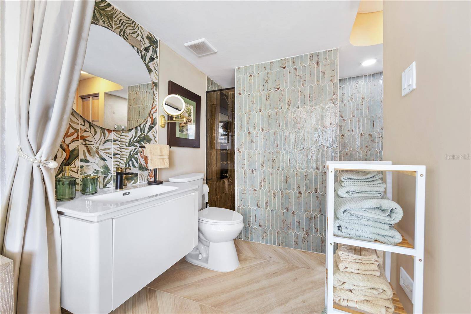 5859 CORAL BEACH TOWERS #718, Carolina, PR 00979