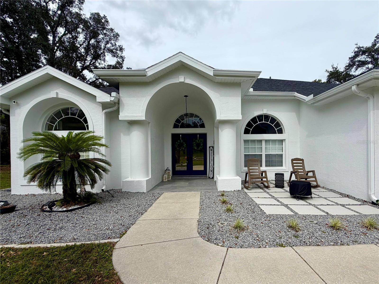 83 OAK VILLAGE BLVD S, Homosassa, FL 34446