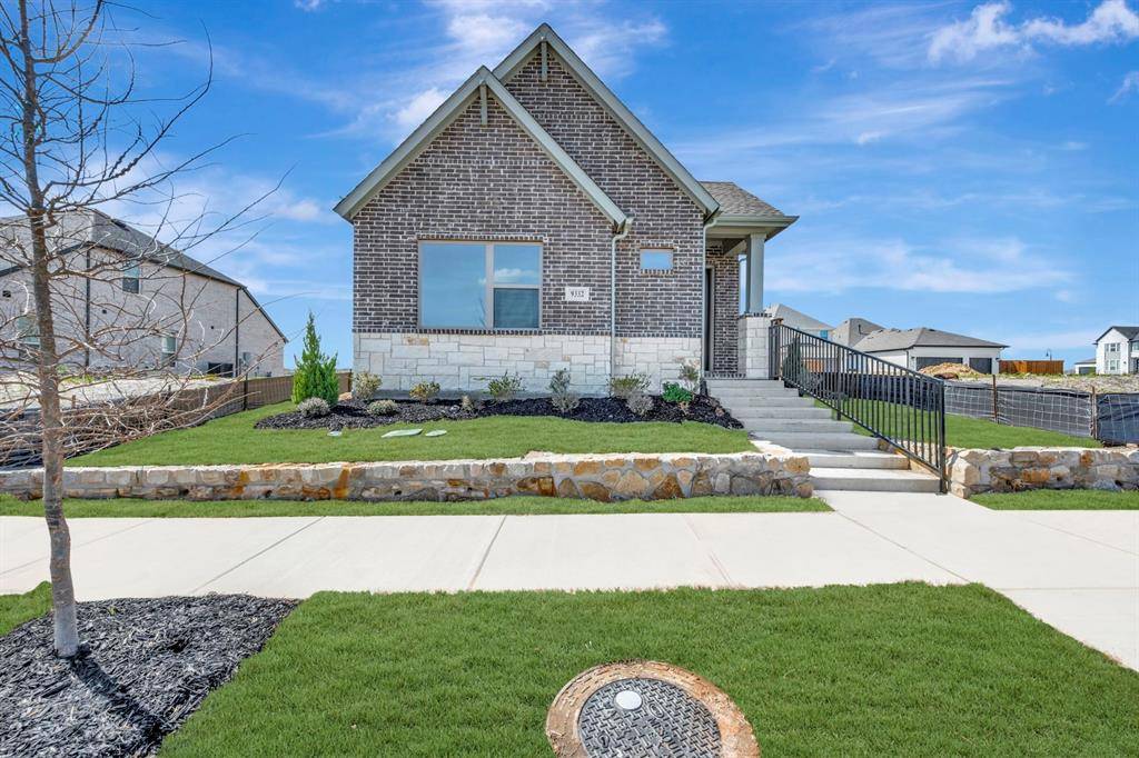 9332 Laurel Wreath Drive, Mesquite, TX 75126