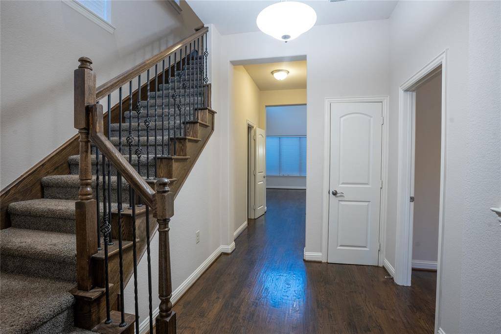 4127 Cascade Sky Drive, Arlington, TX 76005