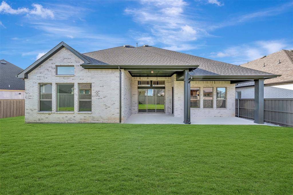 3599 Redbud Fower Trail, Grand Prairie, TX 76084