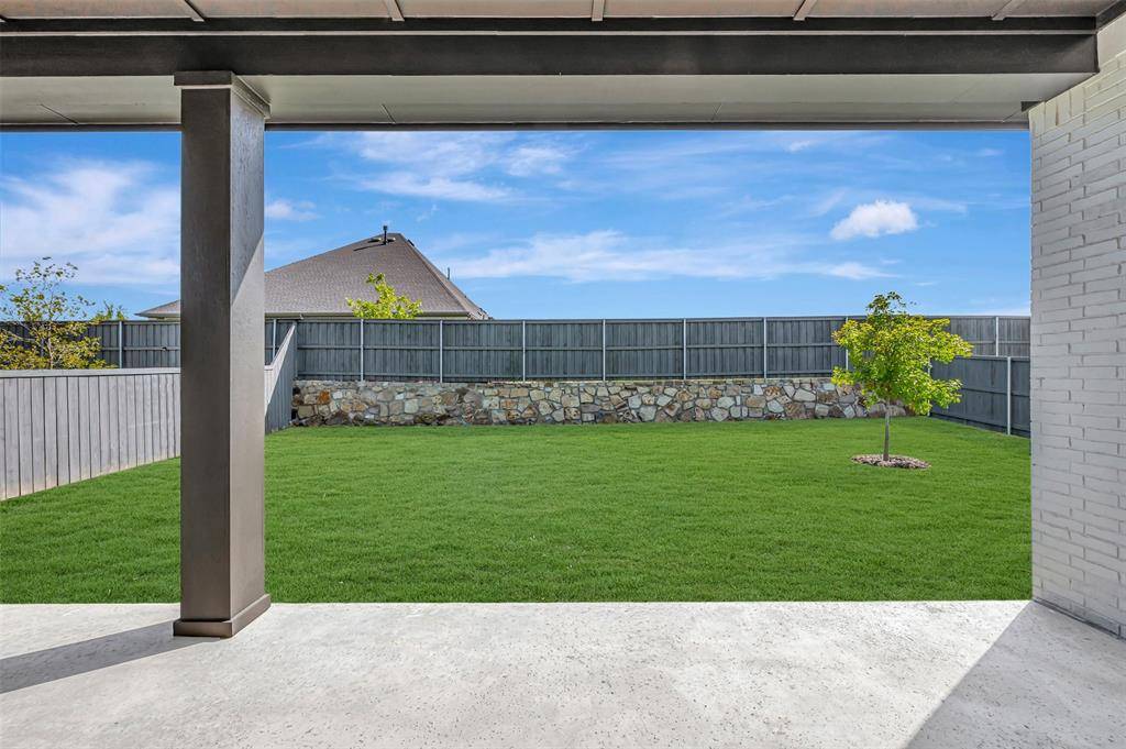 3551 Redbud Flower Trail, Venus, TX 76084