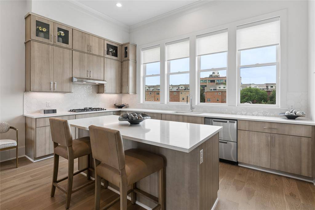 2401 Canton Street #1005, Dallas, TX 75201