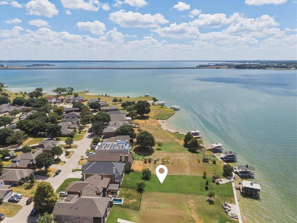 2213 Windjammer Way, Rowlett, TX 75088