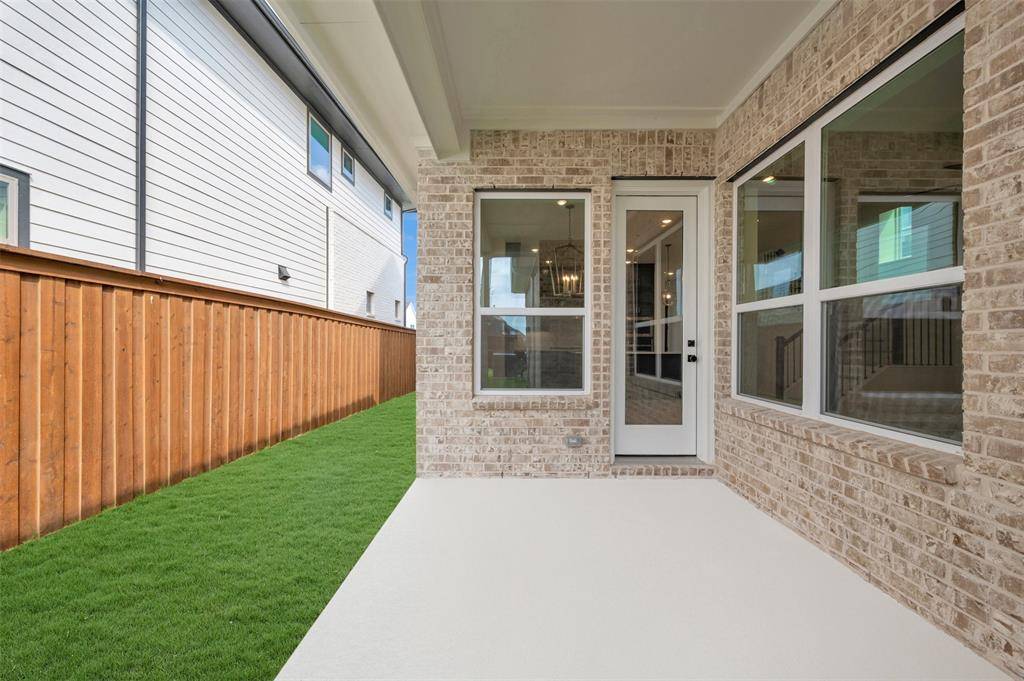 14545 Walsh Avenue, Fort Worth, TX 76008