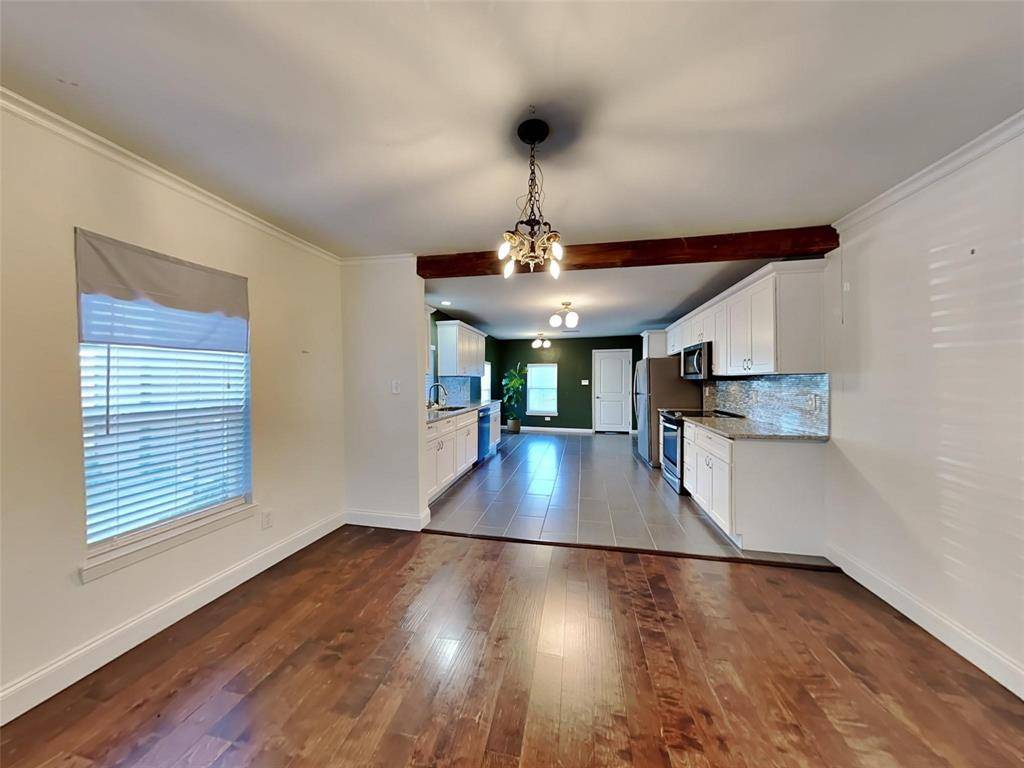 708 S Willomet Avenue, Dallas, TX 75208