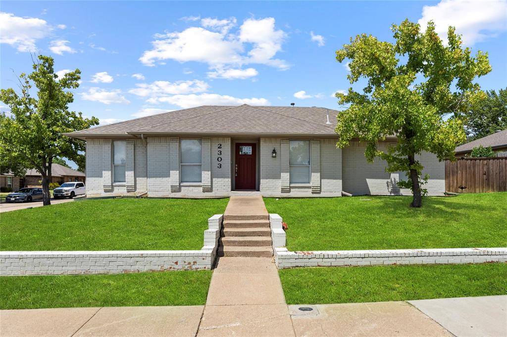 2303 Silverthorne Drive, Dallas, TX 75287