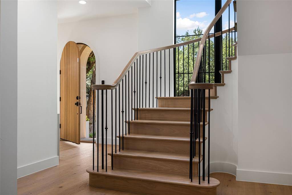 6453 Bob O Link Drive, Dallas, TX 75214