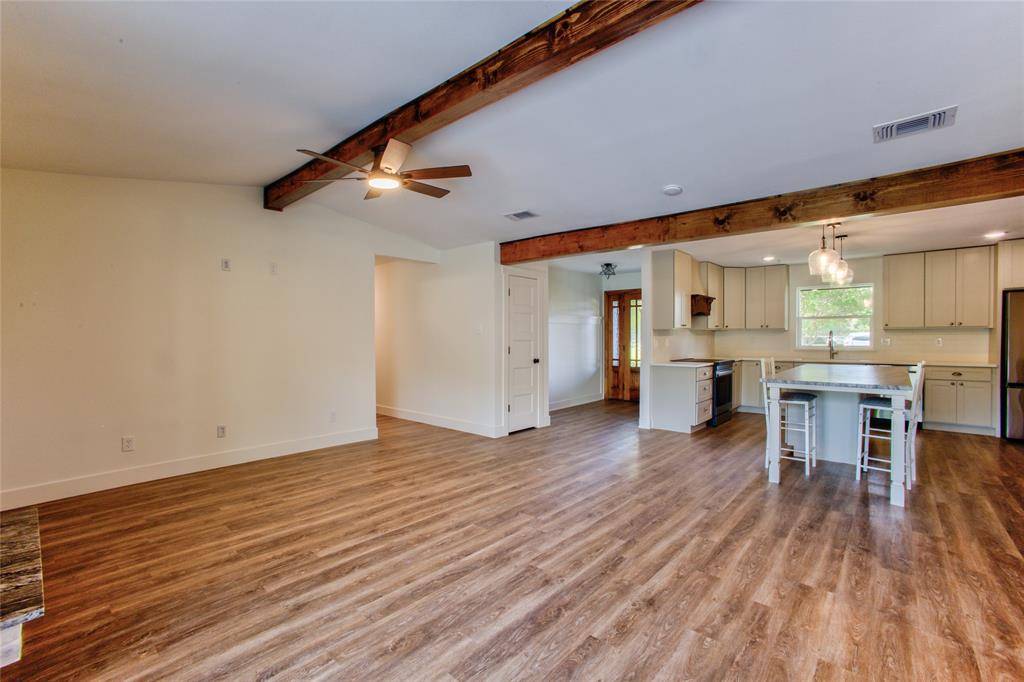 206 Americana Road, Palmer, TX 75152